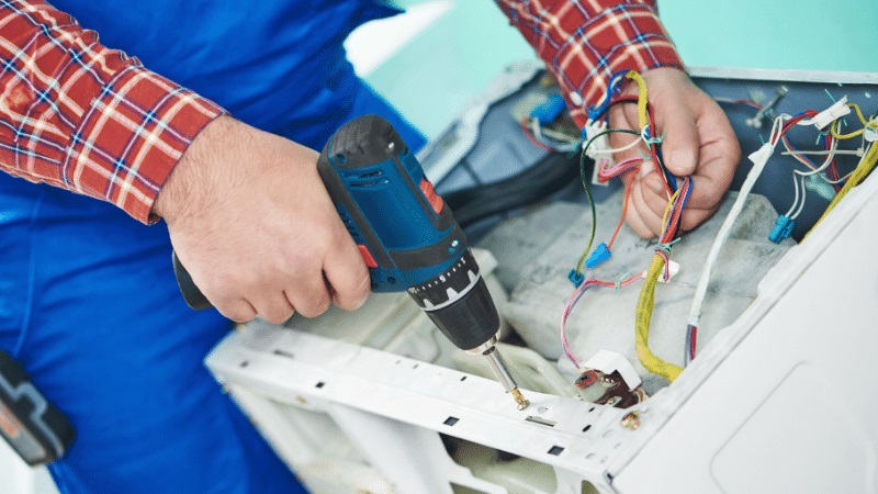 Demirci Buderus Buderus çamaşır makinesi kart tamiri – Su almama arızası orijinal parça ile giderildi. - Teknik servis örneği